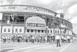  ??  ?? ● Wrigley Field empezará a recibir fanáticos para la Temporada 2021.