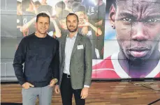  ?? FOTO: DFB ?? Der Professor hat viel vor – Oliver Bierhoff über Tobias Haupt (re.): „Er wird helfen, innovative Wege zu gehen.