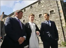  ??  ?? Ministers Doyle and Varadkar with jailer James Murphy at Wicklow Gaol.