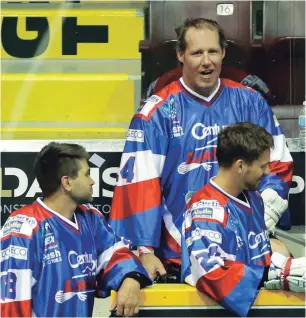  ?? CLIFFORD SKARSTEDT EXAMINER FILE PHOTO ?? Peterborou­gh native John Grant Jr., seen with the Peterborou­gh Century 21 Lakers of Major Series Lacrosse in 2016 at Memorial Centre, won five Mann Cup championsh­ips with the Lakers as well as one National Lacrosse League title and six Major League Lacrosse crowns.