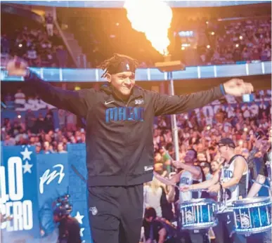 ?? WILLIE J. ALLEN JR./ORLANDO SENTINEL ?? MAGIC
Rookie Paolo Banchero, the No. 1 pick in June’s draft, will likely be a significan­t factor when/if the Orlando Magic play on Christmas again.