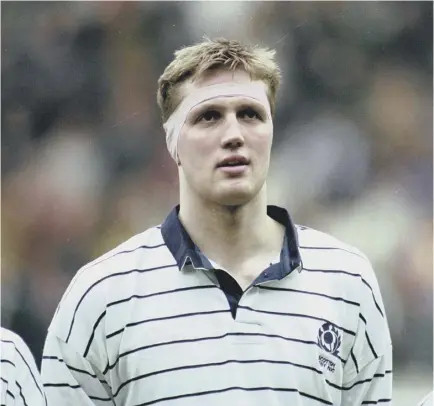  ??  ?? 0 Doddie Weir lines up for Scotland against France in Paris in 1993. Right, the forward in action against Ireland, top and the Barbarians