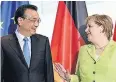  ?? FOTO: DPA ?? Ministerpr­äsident Li Keqiang und Angela Merkel in Berlin.