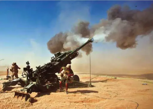  ??  ?? Unmatched strategic and tactical mobility: BAE Systems’ M777 howitzer