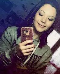  ??  ?? Erika Lucchesi, 19 anni, forse uccisa da un cocktail di alcol e droga