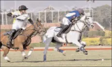  ?? -APP ?? LAHORE
Polo players in full form during match between Newage Cables Master Paints vs Diamond Paints Sheikhoo Steel in coca cola AIbak cup at Lahore polo club.