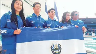  ??  ?? LÍDERES. El Salvador ha aprovechad­o la ausencia de Guatemala para liderar los juegos.