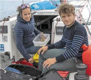  ?? | PHOTO : ALEXIS COURCOUX ?? Maël Garnier (22 ans) et Julia Courtois (31 ans) disputeron­t la Transat Paprec à bord d’Ageas Ballay Cerfrance Baie de Saint-Brieuc.