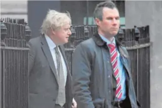  ?? // REUTERS ?? Boris Johnson en la entrada del 10 de Downing Street