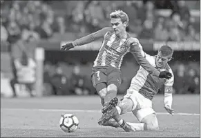  ??  ?? Antoine Griezmann van Atlético Madrid was niet te stoppen. (Foto: Nusport)