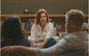  ?? SHOWTIME ?? A scene from Season 3 of “Couples Therapy” on Showtime, featuring Orna Guralnik as the real-life therapist.