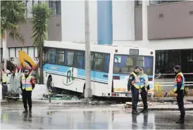  ??  ?? Na semana passada, um autocarro teve acidente que causou 22 feridos