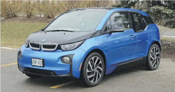  ?? PHOTOS: GRAEME FLETCHER ?? The 2017 BMW i3’s new battery extends the electric-only driving range to 200 kilometres.