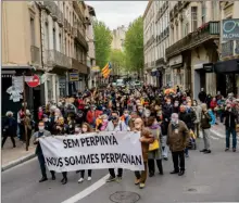  ??  ?? La manifestat­ion a symbolique­ment démarré de la Place de la Catalogne