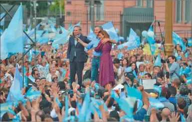  ?? PABLO CUARTEROLO ?? 7D.
El jefe de Estado habló por última vez a sus seguidores, en una Plaza de Mayo casi colmada.