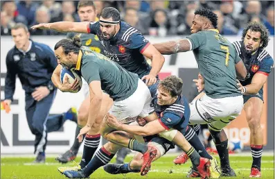  ?? Picture: GALLO IMAGES/AURELIEN MEUNIER ?? TRY TIME: South Africa’s Dillyn Leyds drives over to score a try for the Springboks in the test against France in Paris on Saturday