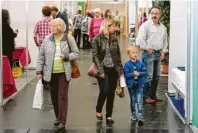  ?? Fotos: Brigitte Fregin ?? Rund 20000 Besucher aus ganz Süddeutsch­land werden bei der Intersana bis morgen erwartet.