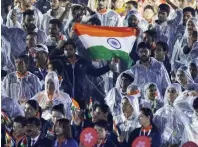  ?? — AP ?? Indian athletes at the closing ceremony on Sunday.