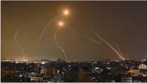  ?? ?? CÚPULA. Cohetes intercepta­dos por el sistema de defensa israelí.