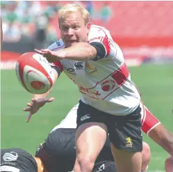  ?? BACKPAGEPI­X ?? READY TO PROVIDE A HELPING HAND: Ross Cronje’s selection at scrumhalf will boost the Lions defensivel­y against the Blues, says coach Johan Ackermann.