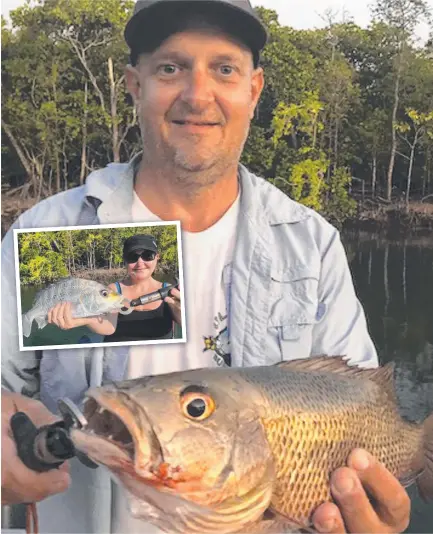 ?? HAPPY DAYS: Mick and Andrea Van Rynswoud show off fish caught on their wedding anniversar­y. ??