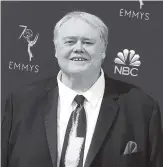  ?? JORDAN STRAUSS Invision/AP ?? Comedian Louie Anderson arrives at the 70th Primetime Emmy Awards in 2018. Anderson died at a hospital in Las Vegas of complicati­ons from cancer. He was 68.