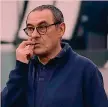  ?? LAPRESSE ?? Pensieri Maurizio Sarri, 61 anni, prima stagione alla Juve