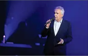  ??  ?? Michel Sardou sortira son 26e et dernier album en octobre.