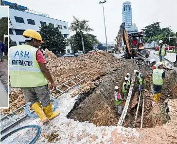 Sinkhole Wreaks Havoc In Pj Pressreader