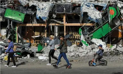  ?? ?? A mall destroyed by Russian shelling in Irpin, Ukraine, 16 May 2022. Photograph: Sergei Chuzavkov/Sopa Images/Rex/Shuttersto­ck