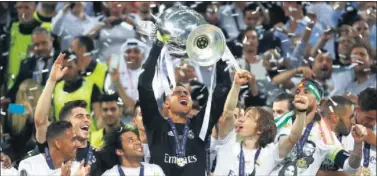  ??  ?? TRES CHAMPIONS. Keylor fue el portero titular en las últimas tres Champions conquistad­as.