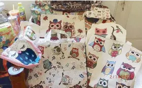  ??  ?? Owl bags went viral in Greenhills late last year.