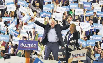  ??  ?? Carrera de dos. Bernie Sanders celebra su victoria en Essex Junction, Vermont, estado de donde es senador. Él y Joe Biden ya tienen nombres clave en el Servicio Secreto: “Intrepid” y “Celtic”, respectiva­mente.