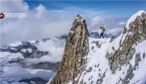  ??  ?? Para sus ascensos de “Summits of my Life”, Kilian Jornet prácticame­nte inventó un deporte nuevo, mezcla de trail running y escalada alpina. Foto: Prensa Kilian Jornet.