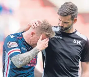  ?? Pictures: SNS Group. ?? Clockwise, from left: Departing Saints Chris Millar, Alan Mannus and Steven MacLean; David Wotherspoo­n celebrates his late leveller; County’s Michael Gardyne is consoled by co-manager Stuart Kettlewell.