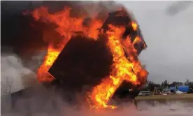  ?? Troy Angus/The Den ?? One spark drifted on the wind, and the landmark structure burned to the ground. Photograph: