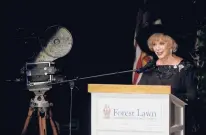  ?? FRANCINE ORR/LOS ANGELES TIMES ?? Actress Ruta Lee speaks during a memorial for Debbie Reynolds and Carrie Fisher. A phone call in 1964 began a process that brought her grandmothe­r from Soviet Lithuania to the US.