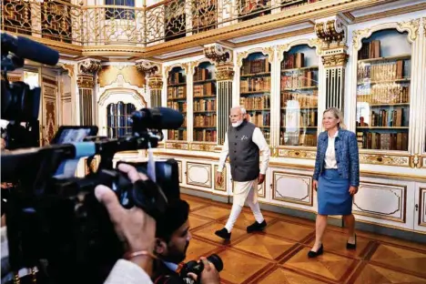  ?? (PHILIP DAVALI/RITZAU SCANPIX/AFP) ?? Le premier ministre indien Narendra Modi et son homologue suédoise Magdalena Andersson se sont rencontrés hier à Copenhague.