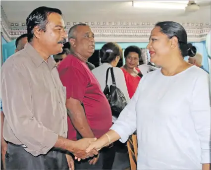  ?? Picture: SUPPLIED ?? Minister for Local Government meets Savusavu ratepayers during the consultati­on.