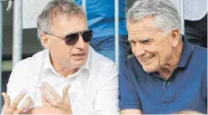  ?? FOTO: IMAGO ?? Zwei, die sich offenbar gesucht und gefunden haben: Der neue VfB-Manager Michael Reschke (li.) und Präsident Wolfgang Dietrich.
