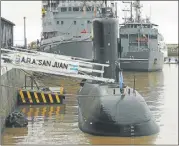  ??  ?? EMBARCACIO­NES. El ARA San Juan está desapareci­do desde noviembre último. El Seabed, de OI, lo busca en el Mar Argentino.