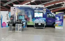  ??  ?? le spaciobus a présenté les métiers de l’aéronautiq­ue