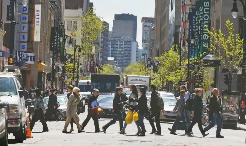  ?? VALÉRIAN MAZATAUD LE DEVOIR ?? Le Canada encourage le prosélytis­me religieux en accordant le statut d’organisme de bienfaisan­ce aux organisati­ons vouées à la promotion de la religion.