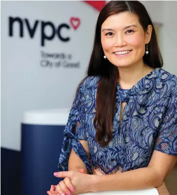  ?? SAMUEL ISSAC CHUA/THE EDGE SINGAPORE ?? Kwee has overcame challenges in her NVPC career with empathy, humour and a gung-ho attitude