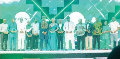  ?? ?? Some beneficiar­ies during the Globacom’s 20th Anniversar­y celebratio­n recently as the company splashed millions of naira on its dedicated and outstandin­g staff.