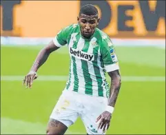  ?? FOTO: P. PUNTÍ ?? Emerson está triunfando en el Betis y en el Barça ya se frotan las manos