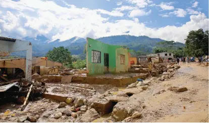  ?? FOTO CORTESÍA ?? Cerca de 300 viviendas se entregarán el próximo año, ya que parte del casco urbano quedó destruido. La reconstruc­ción de Mocoa está lidera por el ministro de Defensa, Luis Carlos Villegas.