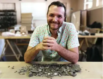  ?? Picture: MADELEINE CHAPUT ?? TIME WARP: American archaeolog­ist, Dr Erich Fisher prepares to catalogue soil, charcoal, shell and bone remains dating back thousands of years. The remains were found in Mpondoland as part of the P5 Project, now based at the East London Museum.