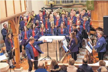  ?? FOTO: PR ?? Ein imposantes Konzert gab der Musikverei­n Zaingen unter der Leitung von Matthias Kamp der Martinskir­che. Im nächsten Jahr feiert die Musiker das 100-jährige Bestehen ihres Vereins.