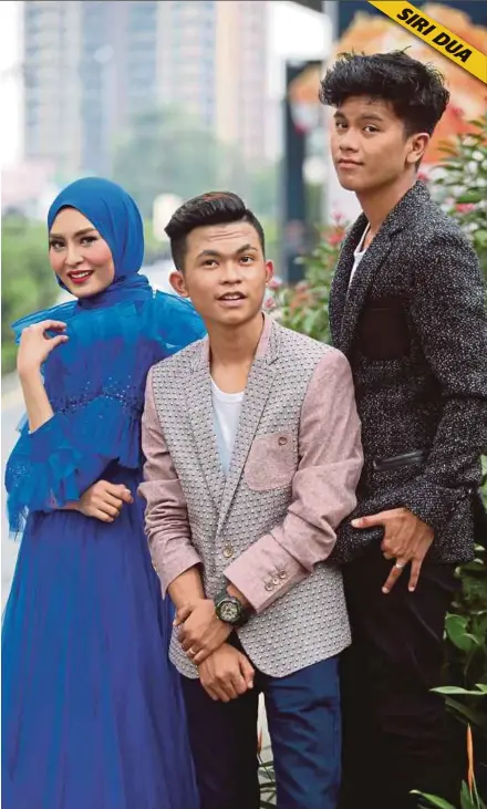  ?? [ FOTO NUR ADIBAH AHMAD IZAM / BH ] ?? Dari kiri; Wani Hasrita, Tajul Ariff Noor dan Haqiem Rusli.